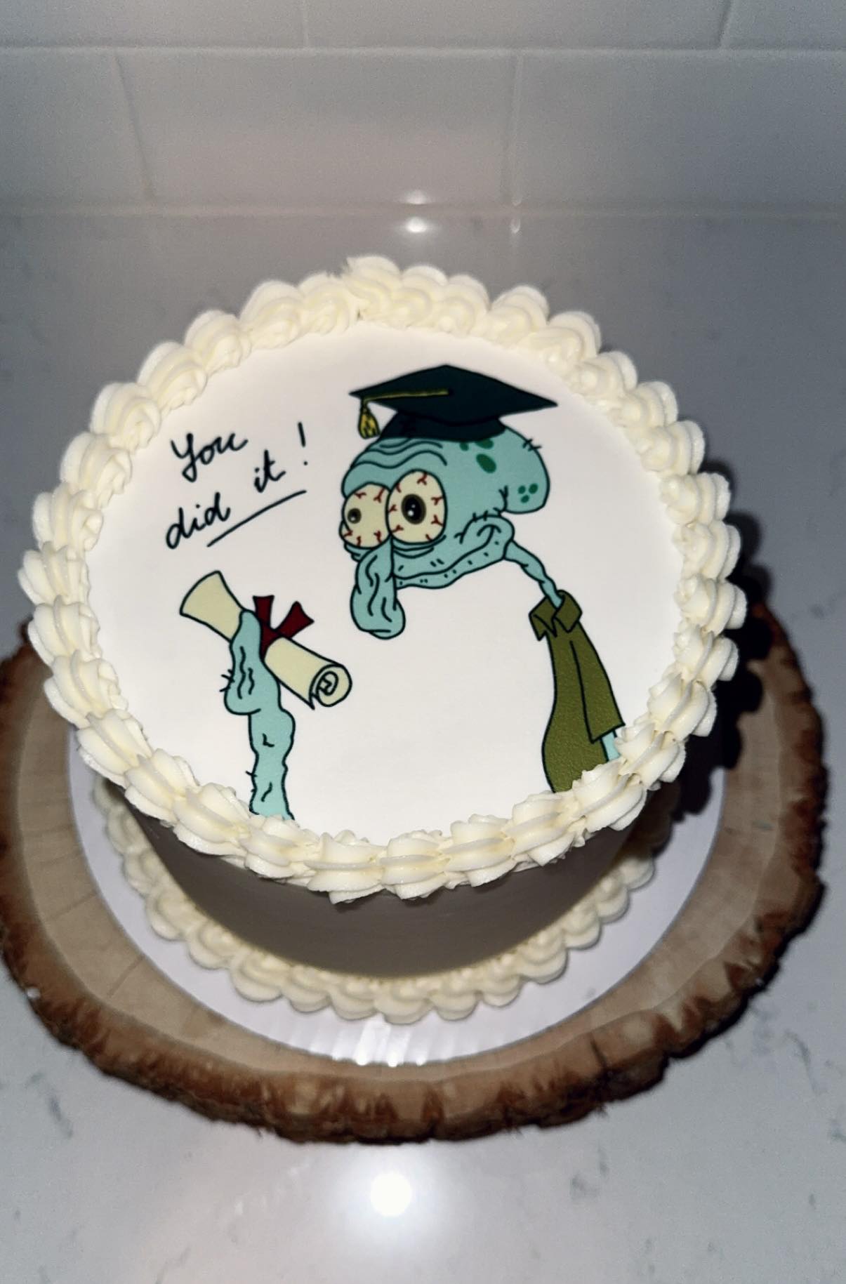 Custom Round Cakes