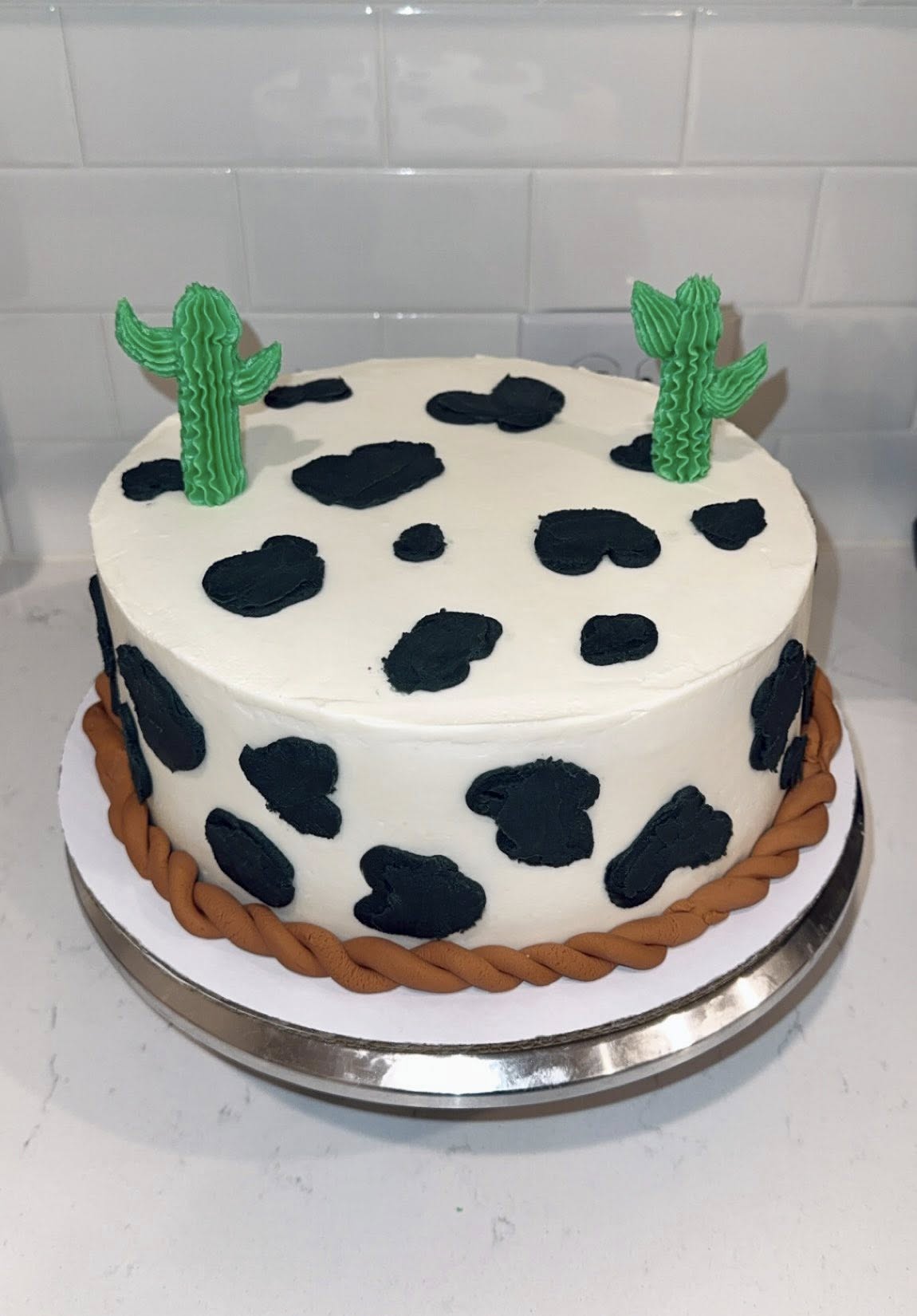 Custom Round Cakes