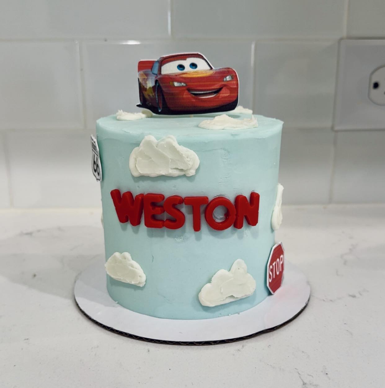 Custom Round Cakes