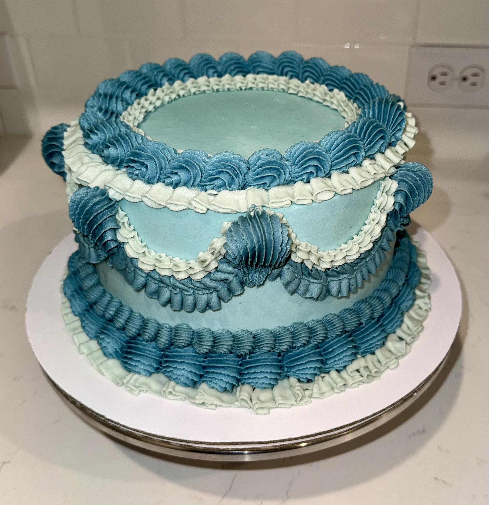 Custom Round Cakes