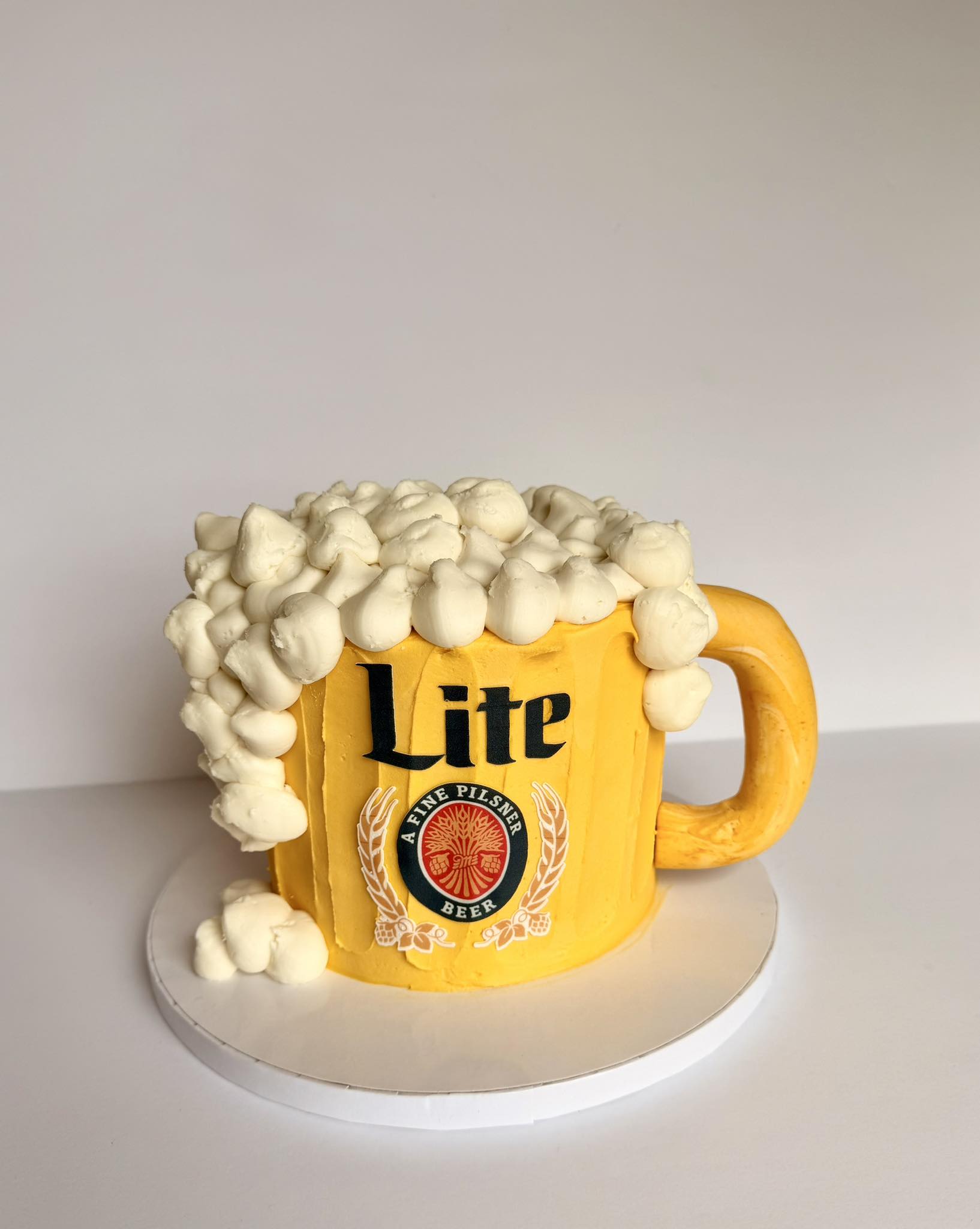 Custom Round Cakes
